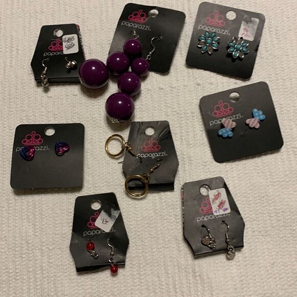 Bundle of 31 pair earrings plus one necklace.  Some are new and some are not - Picture 3 of 10